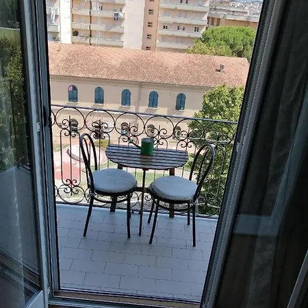 La Casa Di Ginevra O11o15-lt-1097 *